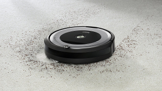 Here's the Best Price Since the Holidays On a Wi-Fi Roomba